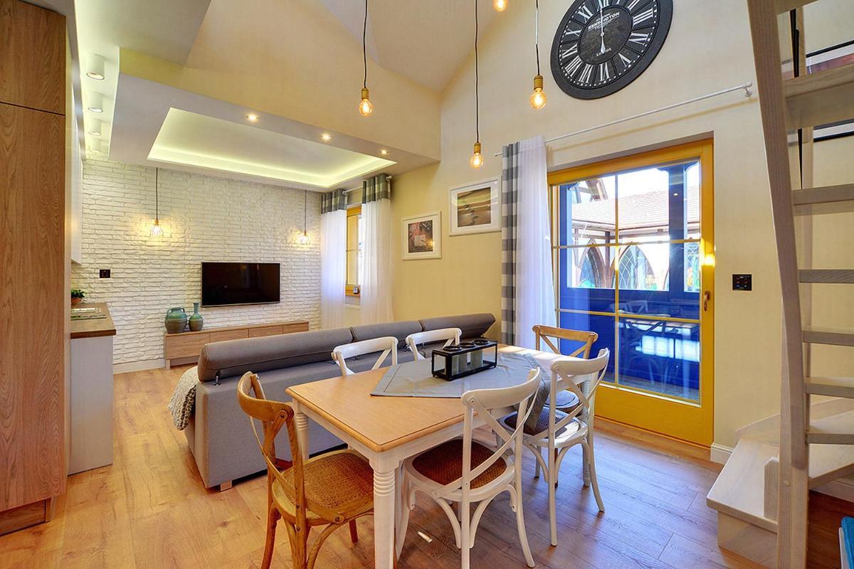 Dolina Wikingow 2-Poziomowy Apartament W Norweskiej Dolinie Z Dwoma Balkonami I Dostepem Do Strefy Wellness ชกลาร์สกา ปอเรมบา ภายนอก รูปภาพ